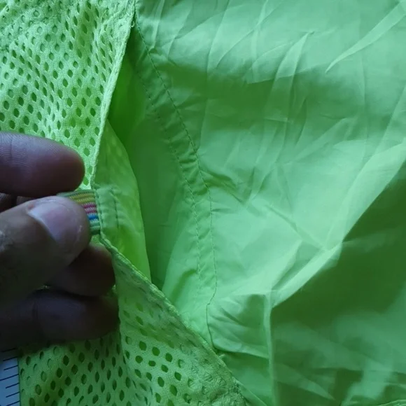 Beautiful Unisex Neon Windcheater Condition 9:10 - Picture 8 of 12